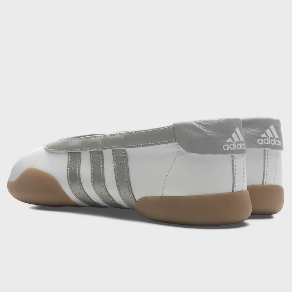 Women's Taekwondo Mei Ballet - Cloud White/Silver Metallic/Gum