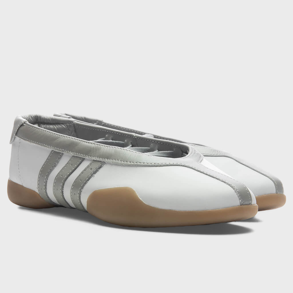 Women's Taekwondo Mei Ballet - Cloud White/Silver Metallic/Gum
