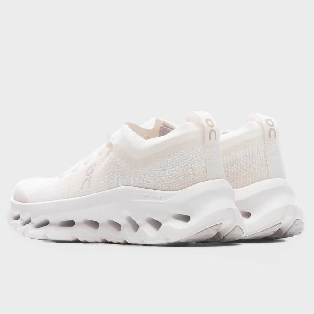 Women's Cloudtilt Moon - White/Frost