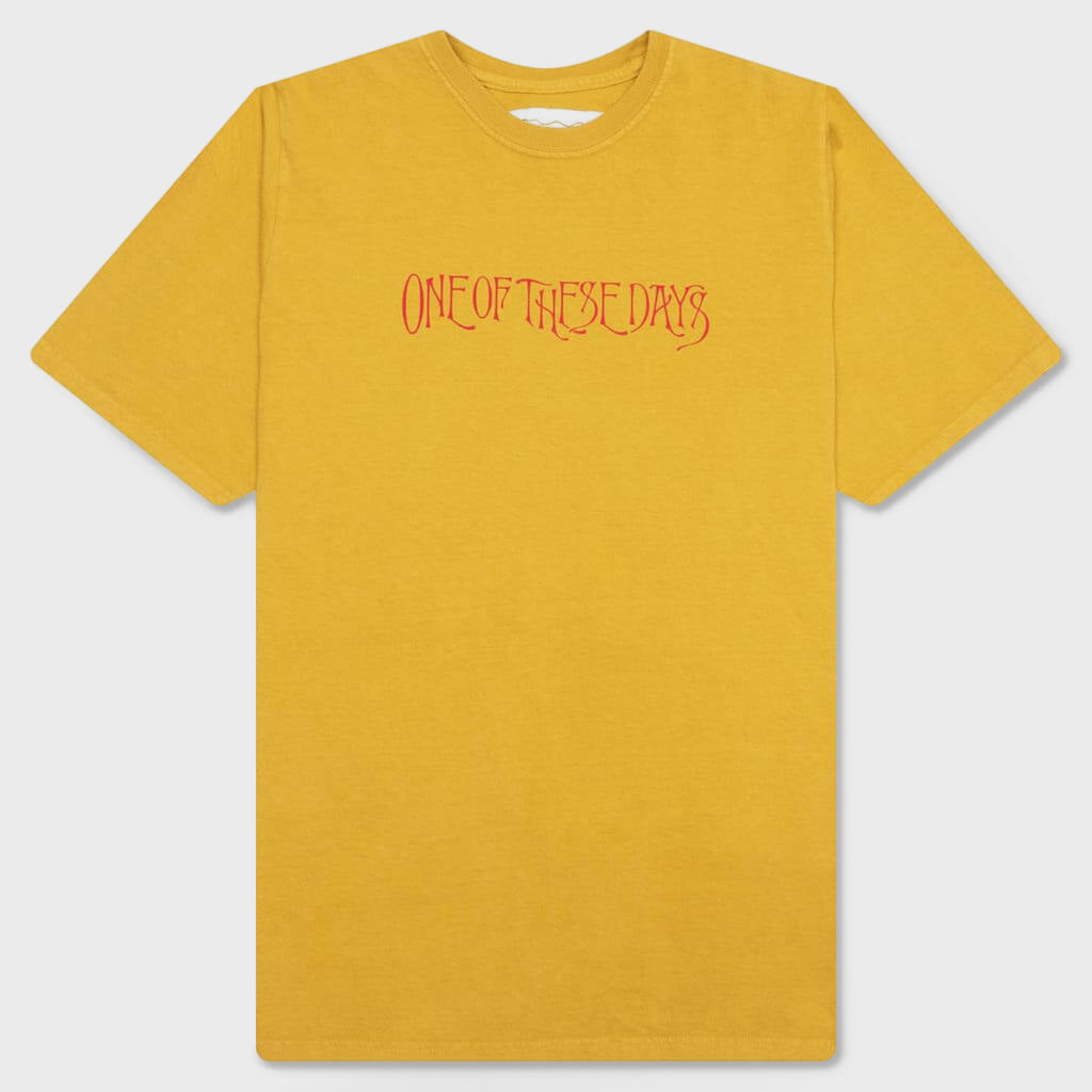 Wreath Of Roses Tee - Mustard