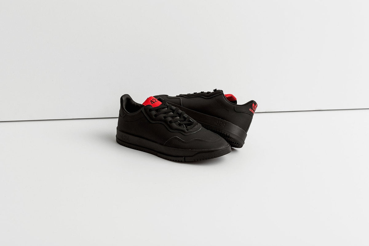 SC Premiere - Black/Scarlet