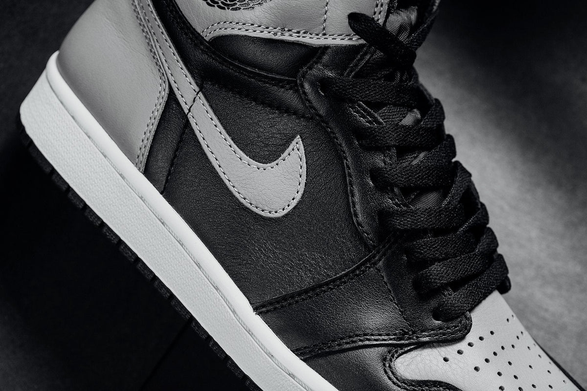 Air Jordan 1 Retro High OG (GS) "Shadow" - Black/Medium Grey-White