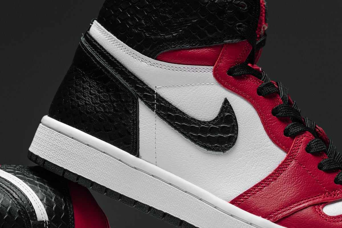 Women's Air 1 Retro Hi "Satin" - Gym Red/Black
