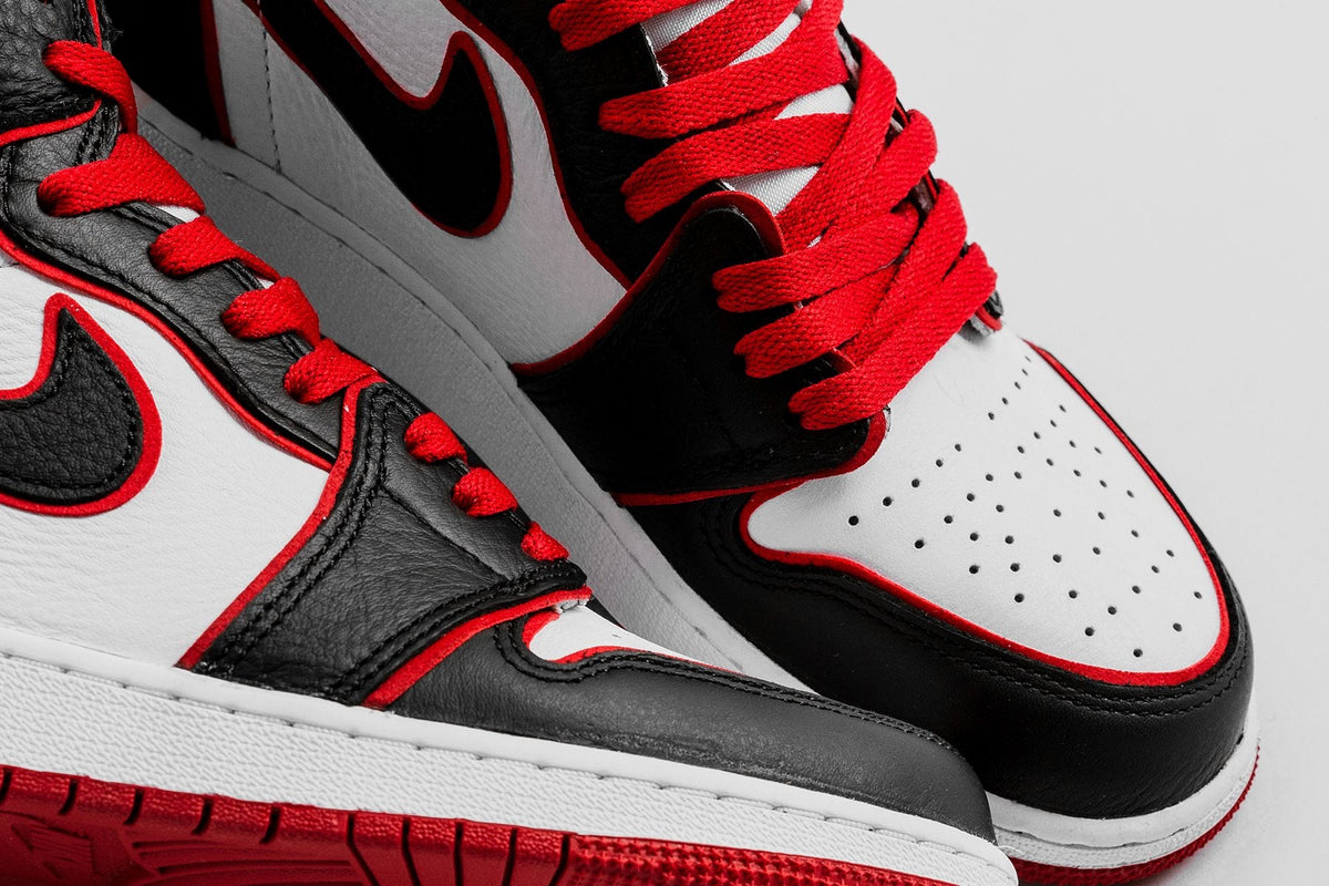 Air Jordan 1 Retro High OG (GS) "Bloodline" - Black/Gym Red/White
