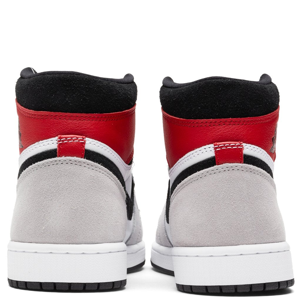 Air Jordan 1 Retro High OG "Light Smoke Grey" - White/Black