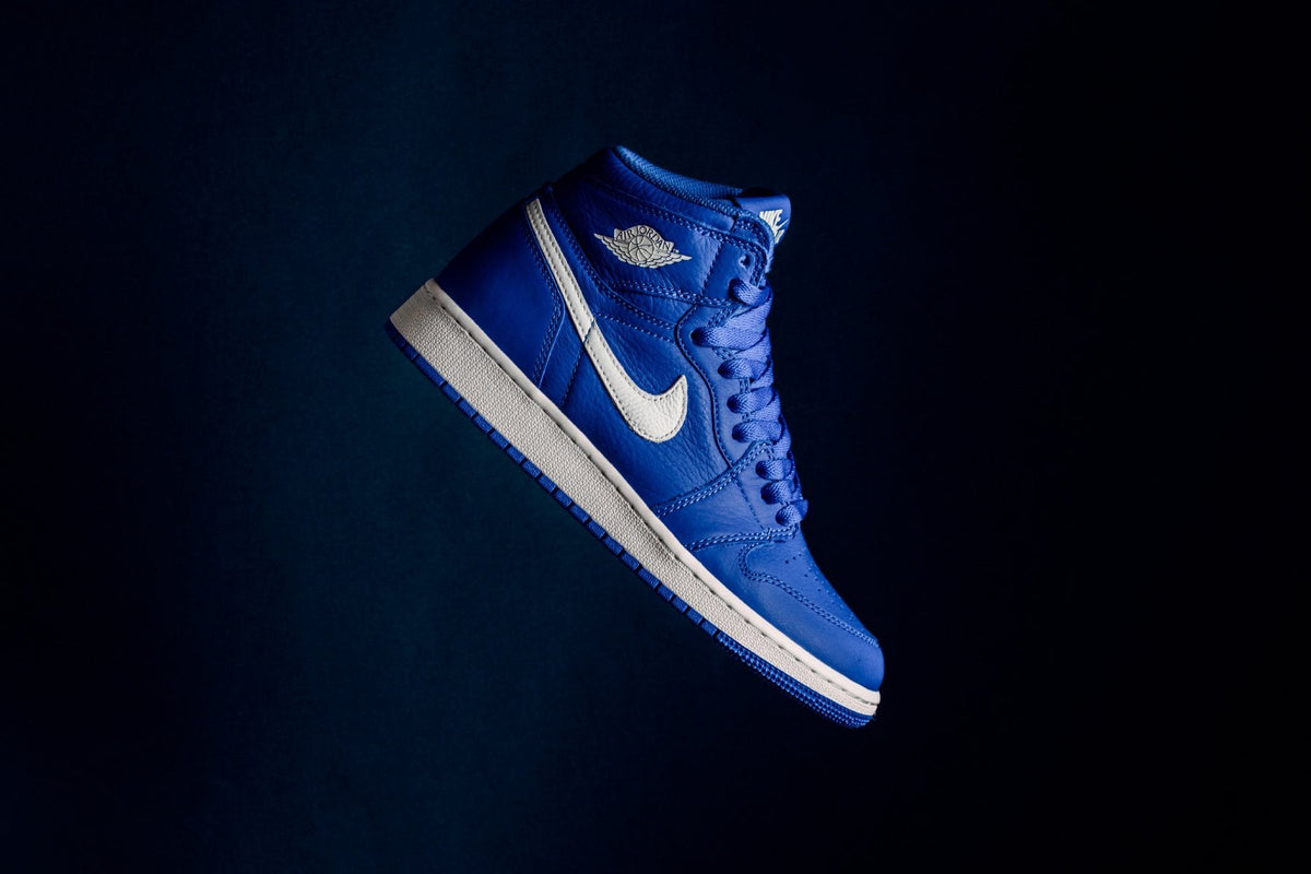Air Jordan 1 Retro High OG (GS) - Hyper Royal/Sail