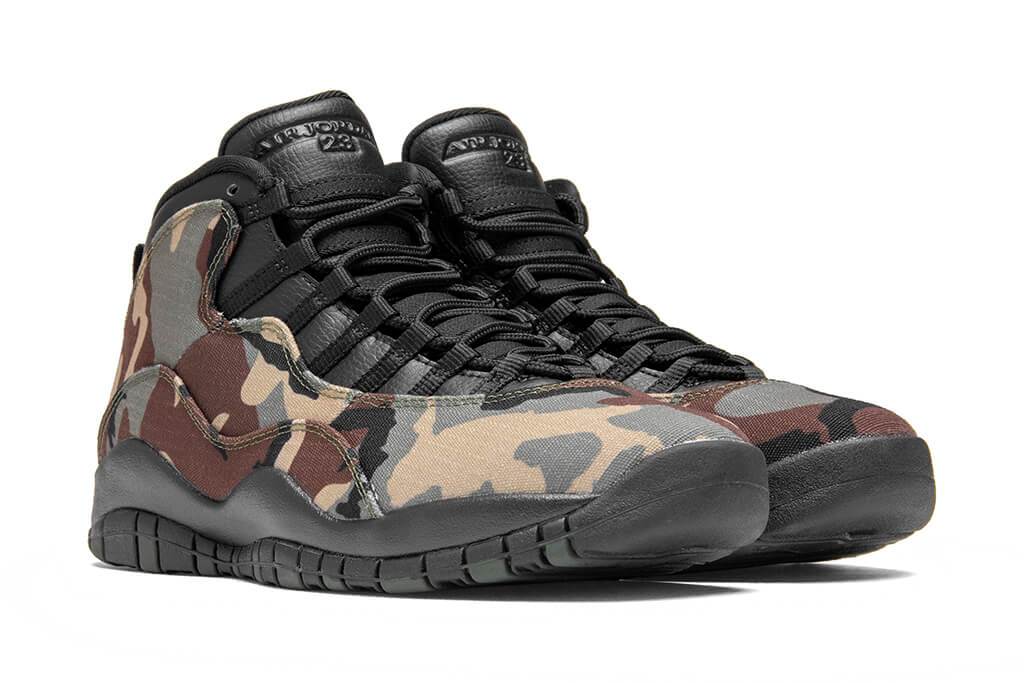 Air 10 Retro "Woodland Camo" - Medium Olive/Dark Army