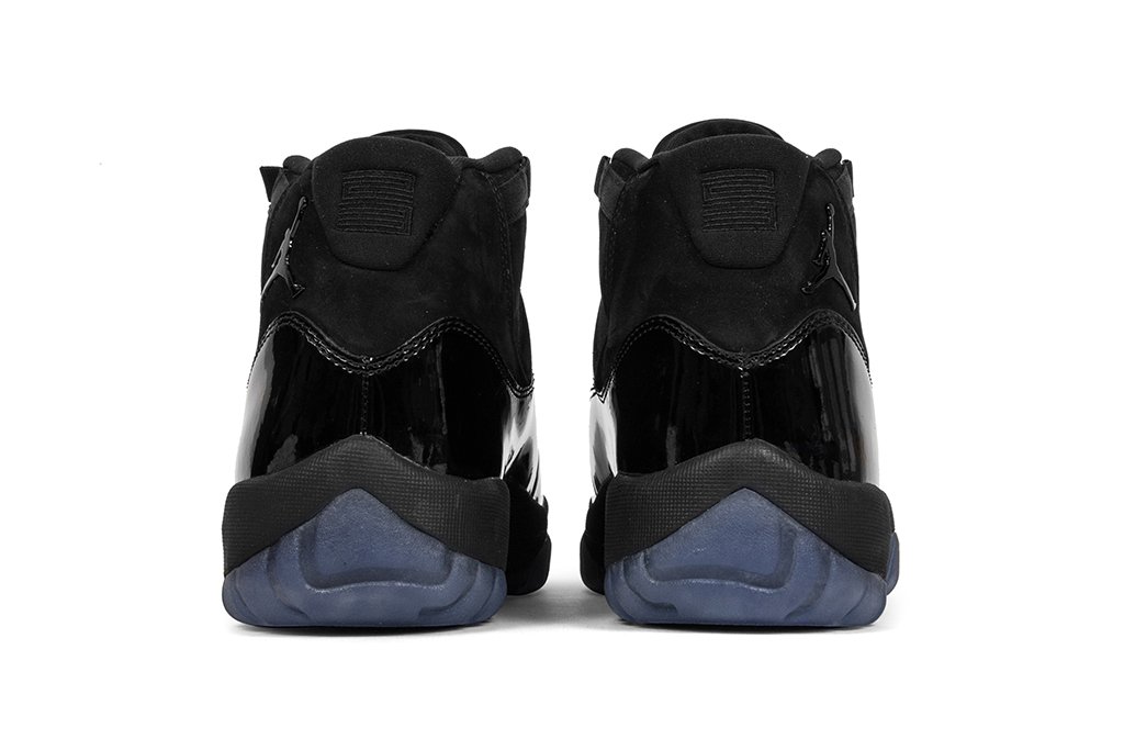 Air Jordan 11 Retro 'Cap and Gown' - Black/Black
