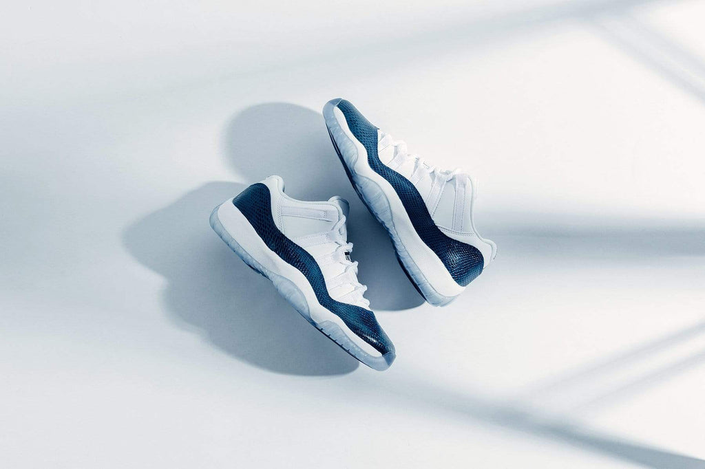 Air Jordan 11 Retro Low LE (GS) "Blue Snakeskin" - White/Black/Navy