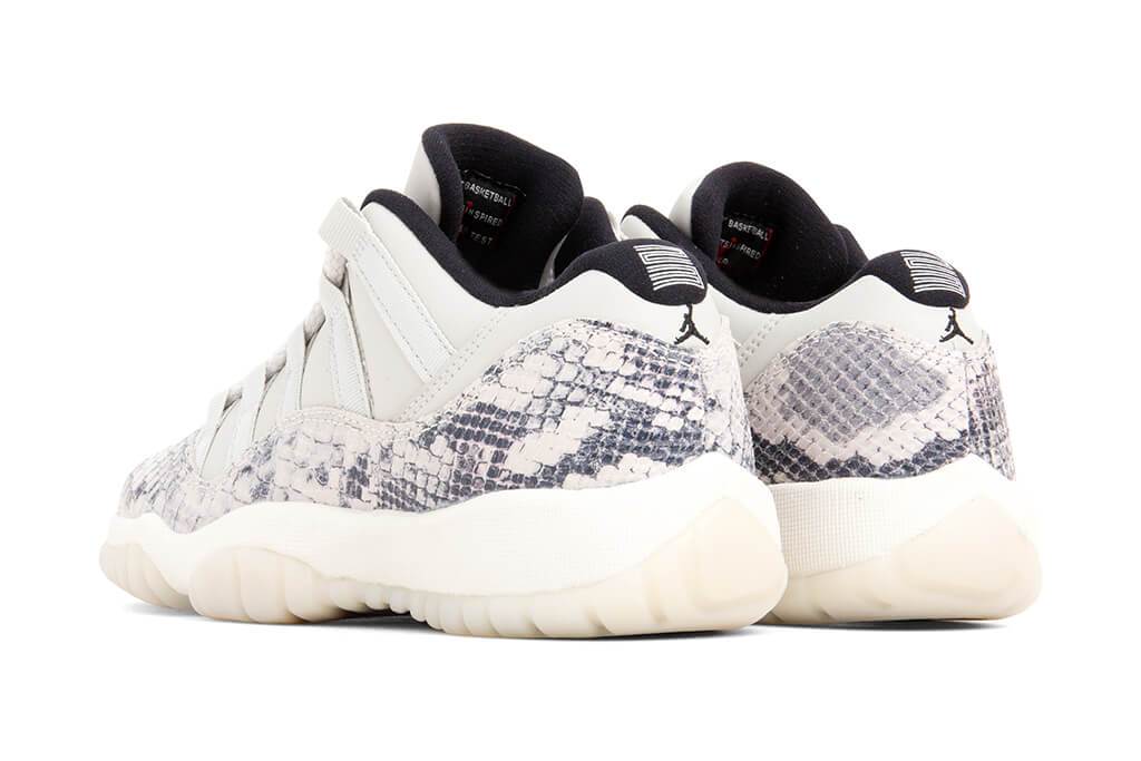 Air 11 Retro Low LE GS "Light Bone" - Light Bone/University Red