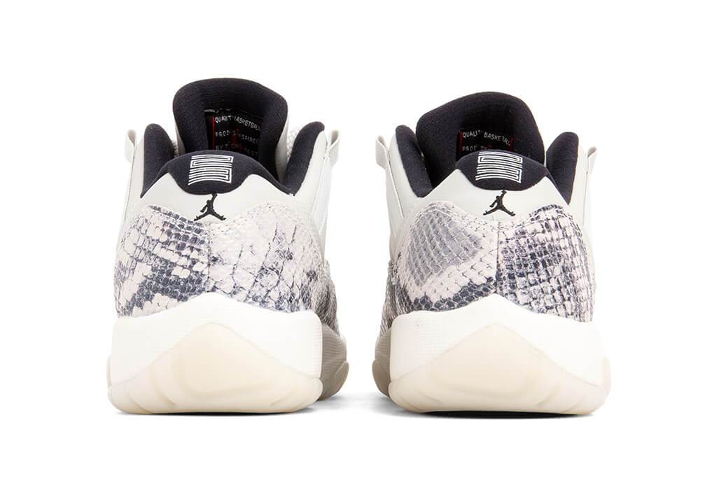 Air 11 Retro Low LE GS "Light Bone" - Light Bone/University Red