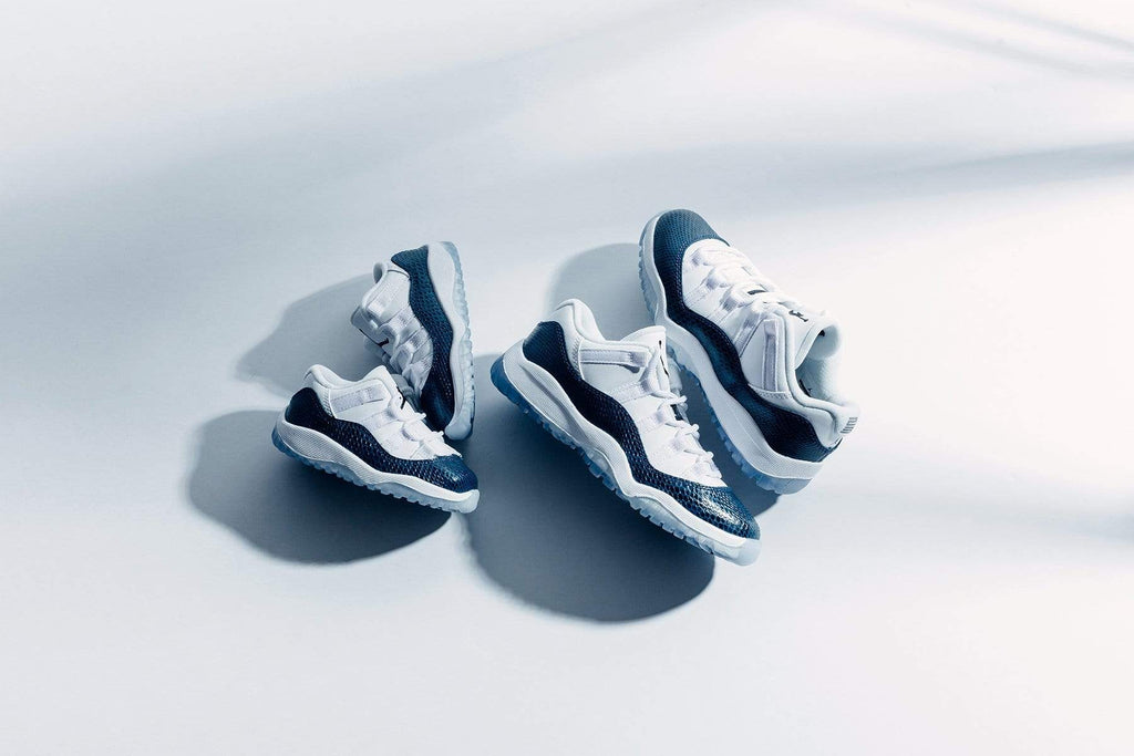 Air Jordan 11 Retro Low LE (PS) "Blue Snakeskin" - White/Black/Navy