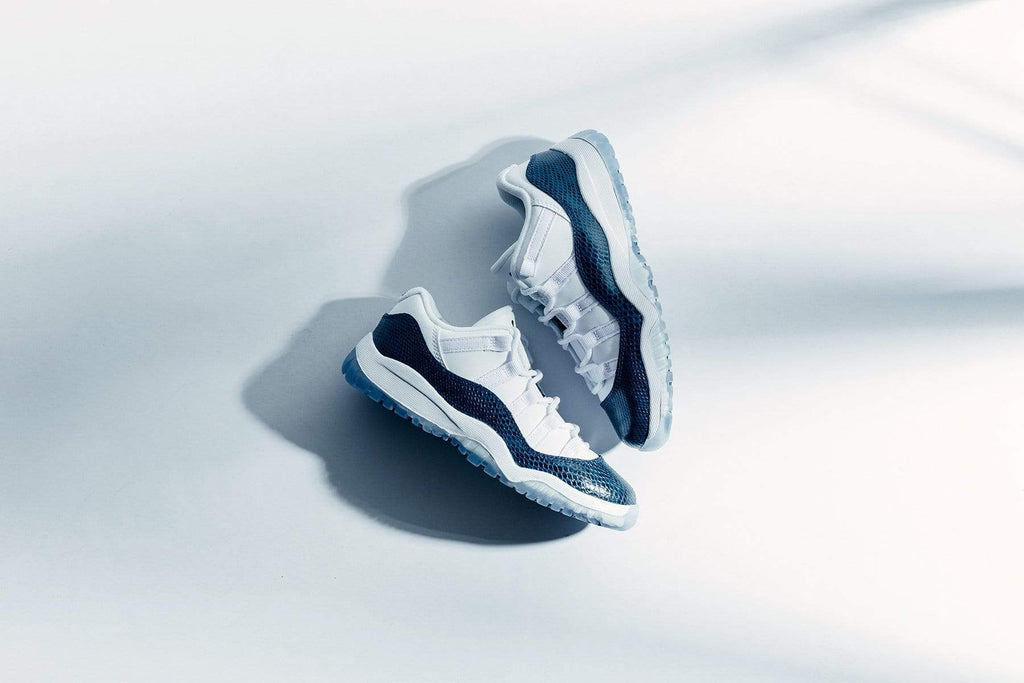 Air Jordan 11 Retro Low LE (PS) "Blue Snakeskin" - White/Black/Navy