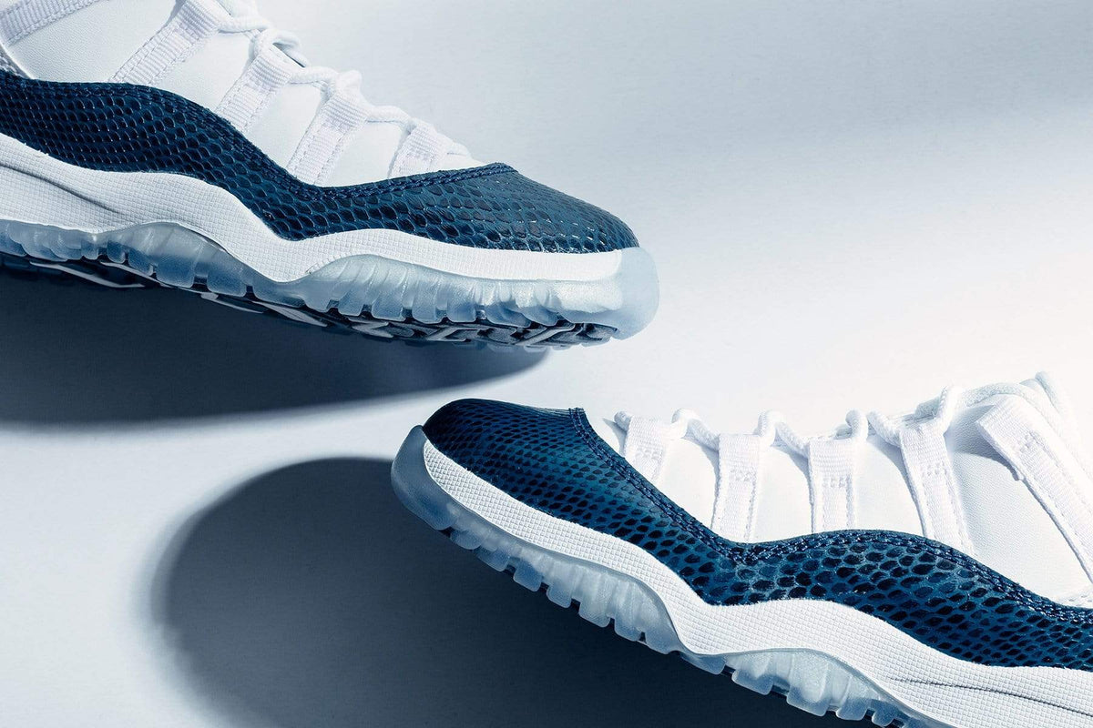Air Jordan 11 Retro Low LE (PS) "Blue Snakeskin" - White/Black/Navy