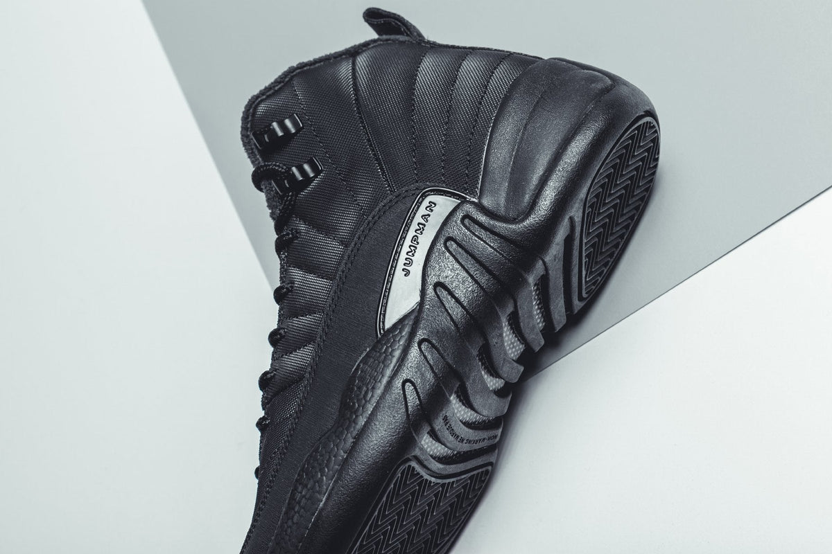 Air Jordan 12 Retro Winter Youth - Black/Black/Anthracite