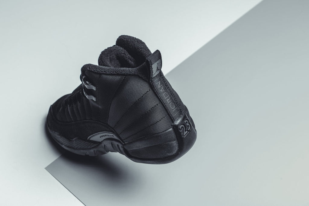 Air Jordan 12 Retro Winter Youth - Black/Black/Anthracite