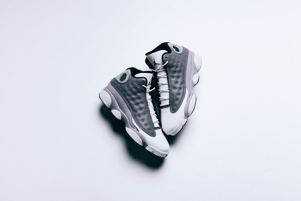 Air Jordan 13 Retro Youth - Atmosphere Grey/Black