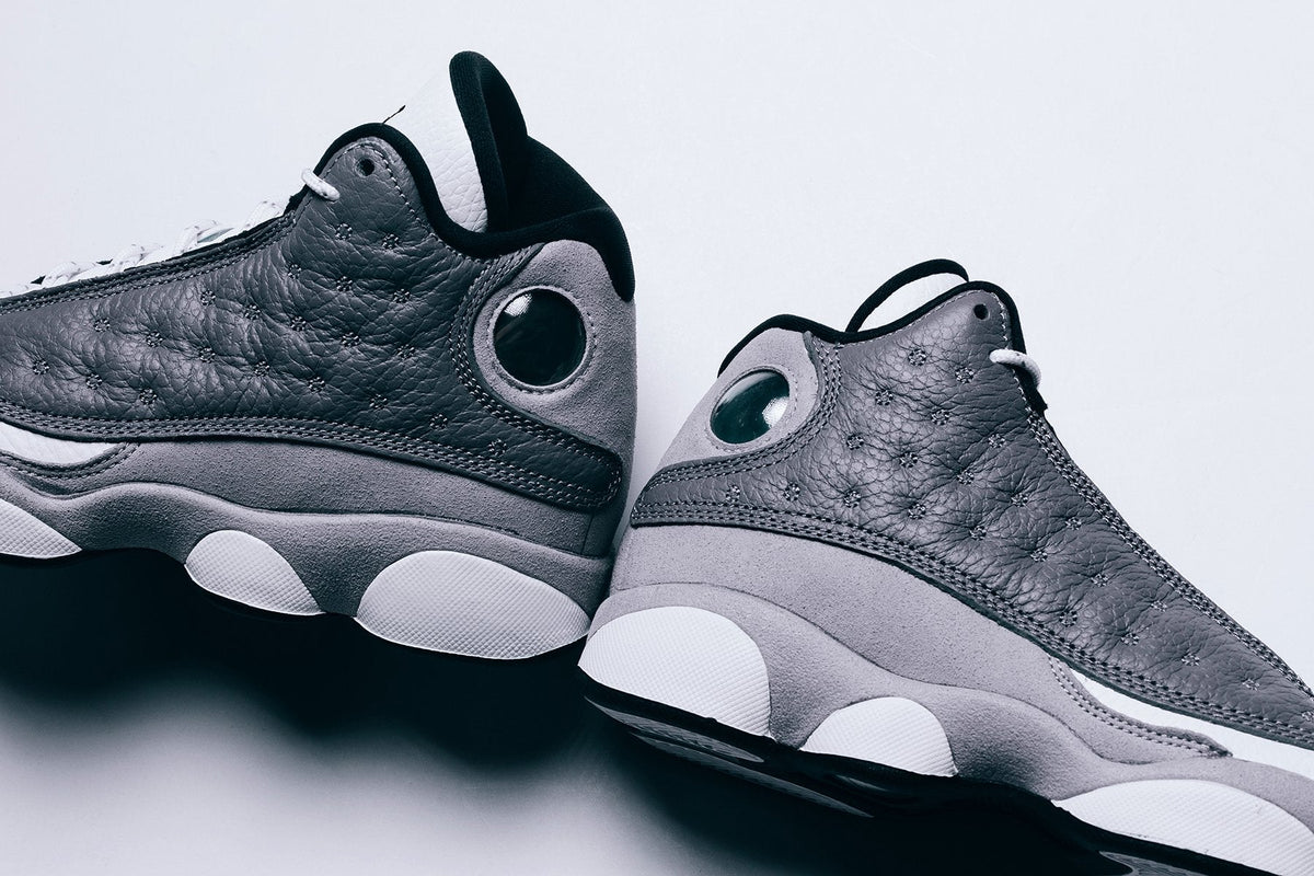 Air Jordan 13 Retro Youth - Atmosphere Grey/Black