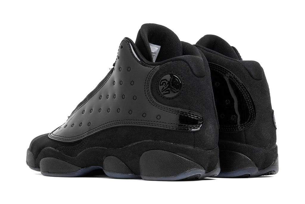 Air Jordan 13 Retro Youth "Cap and Gown" - Black/Black