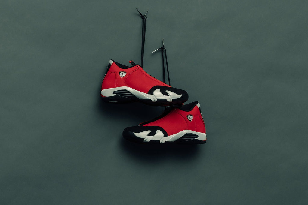 Air Jordan 14 Retro "Toro" - Black/Gym Red/White