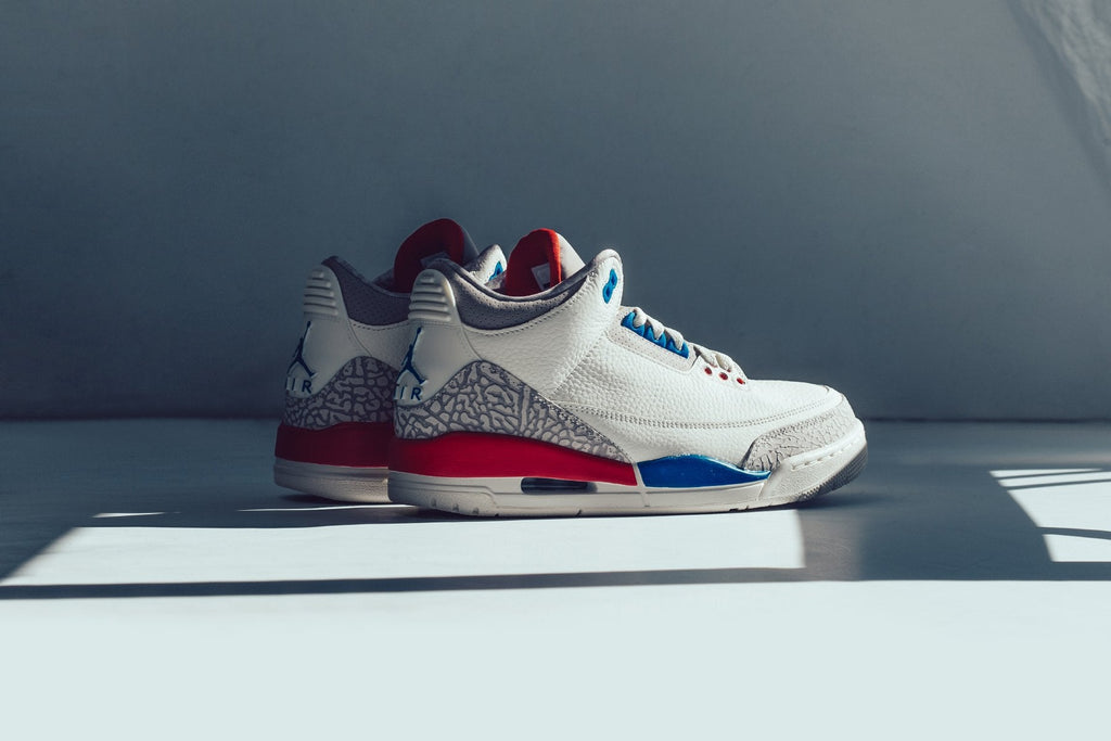 Air 3 Retro (GS) 'Charity Game' - Sail/Sport Royal-Fire Red