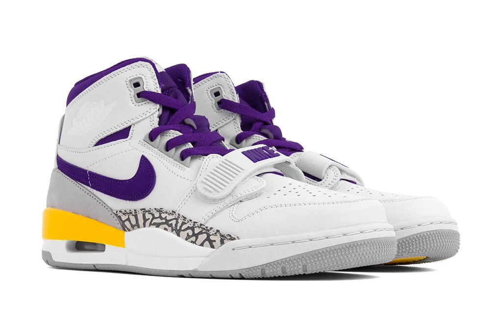Air Jordan 312 - White/Field Purple