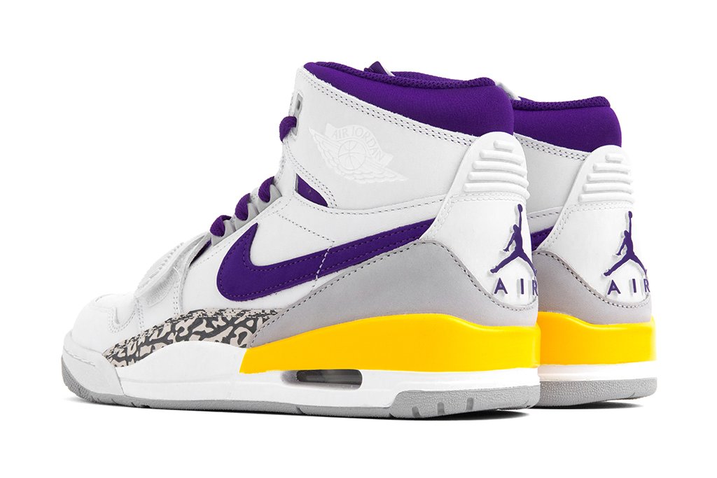 Air Jordan 312 - White/Field Purple