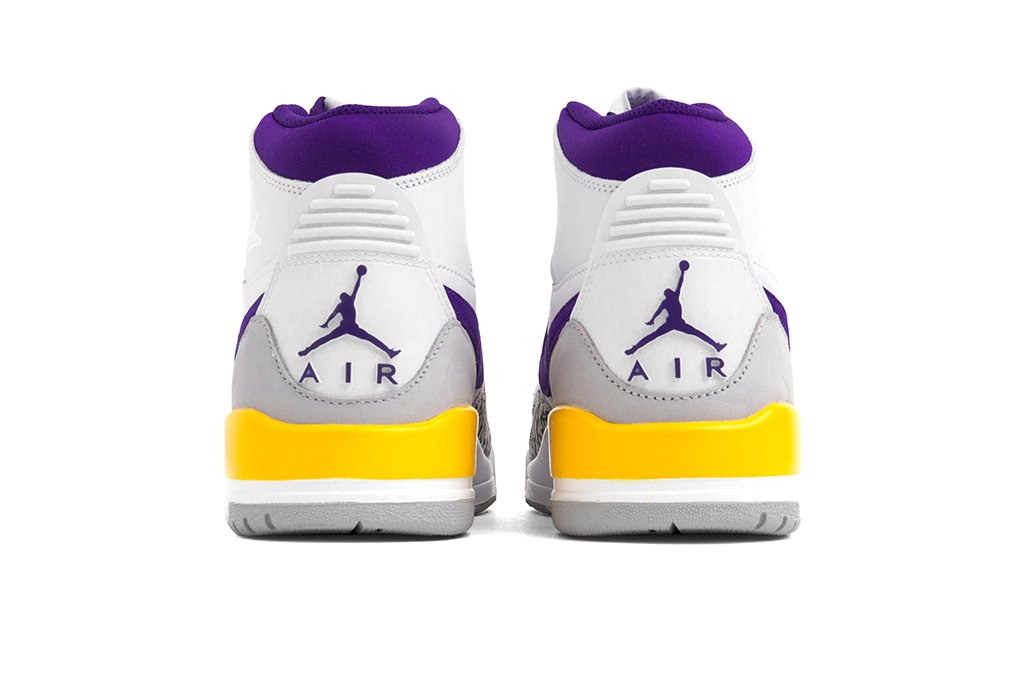 Air Jordan 312 - White/Field Purple