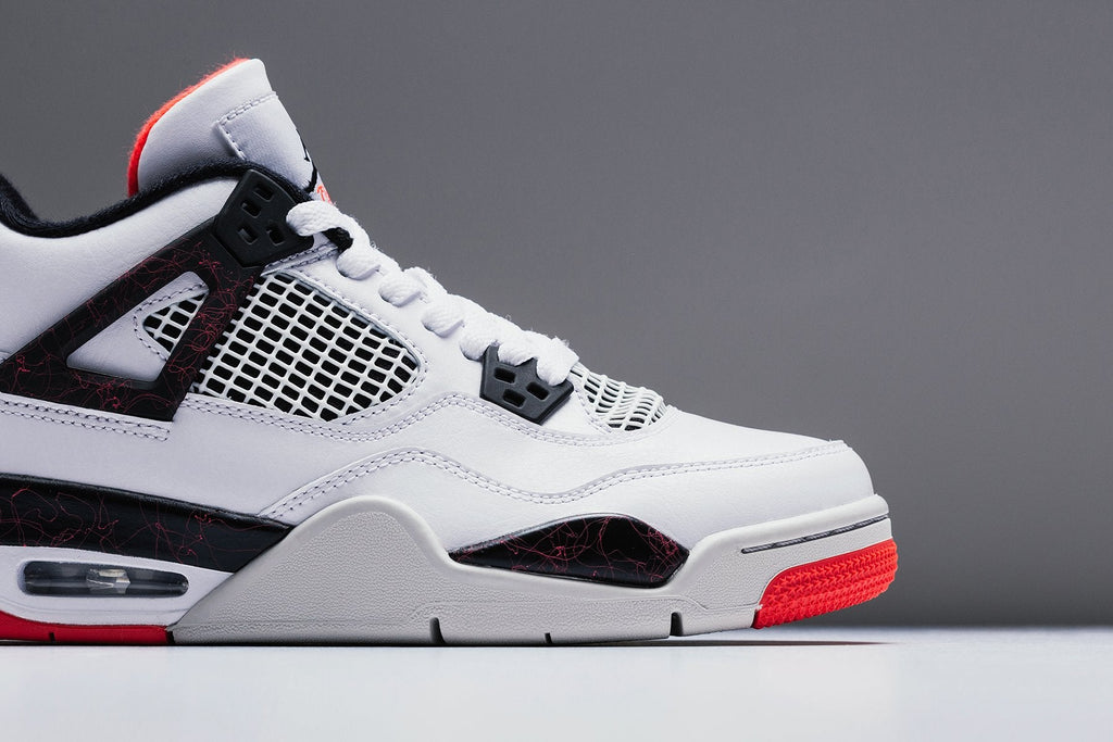 Air Jordan 4 Retro (GS) - White/Bright Crimson