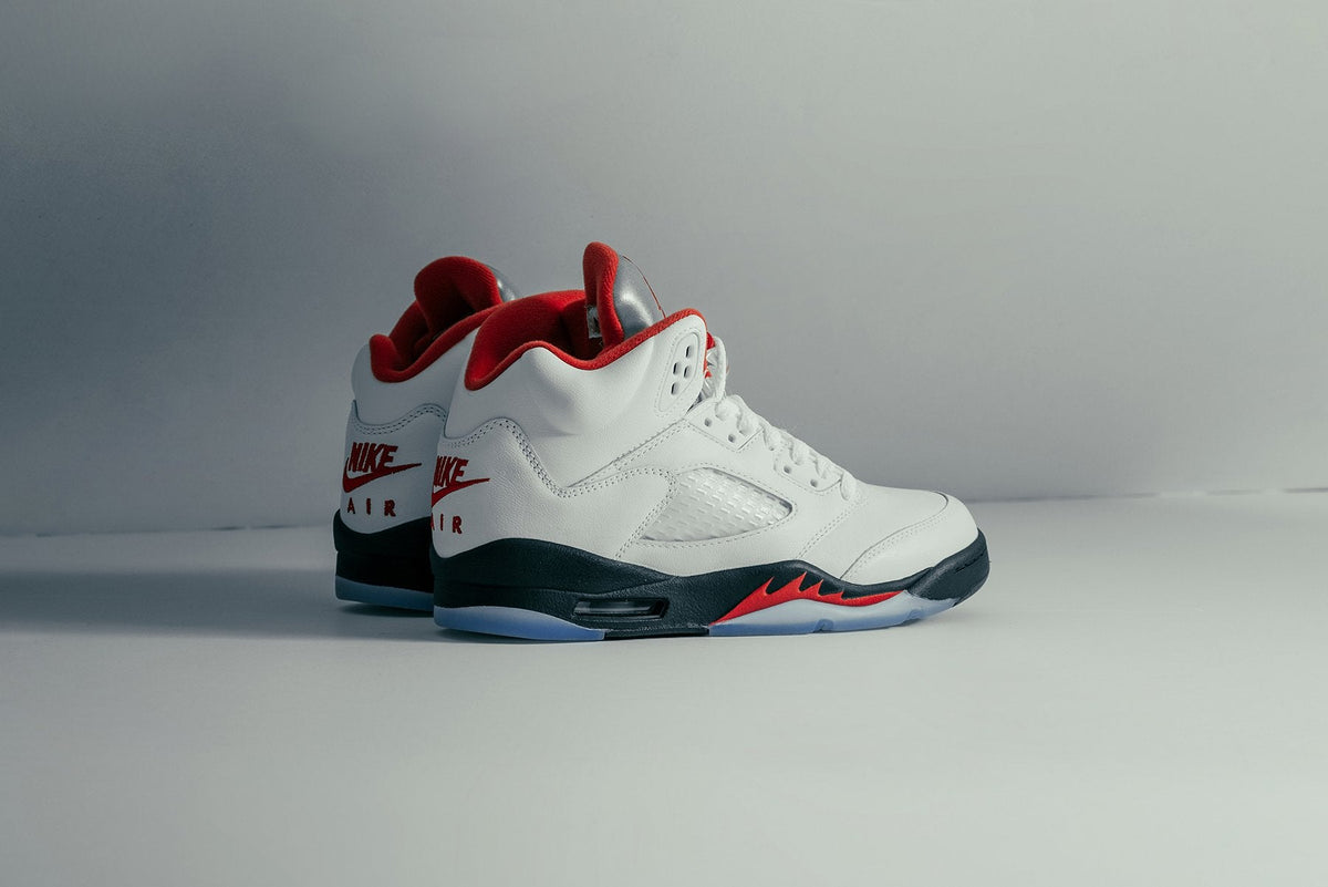 Air Jordan 5 Retro (GS) - True White/Fire Red/Black