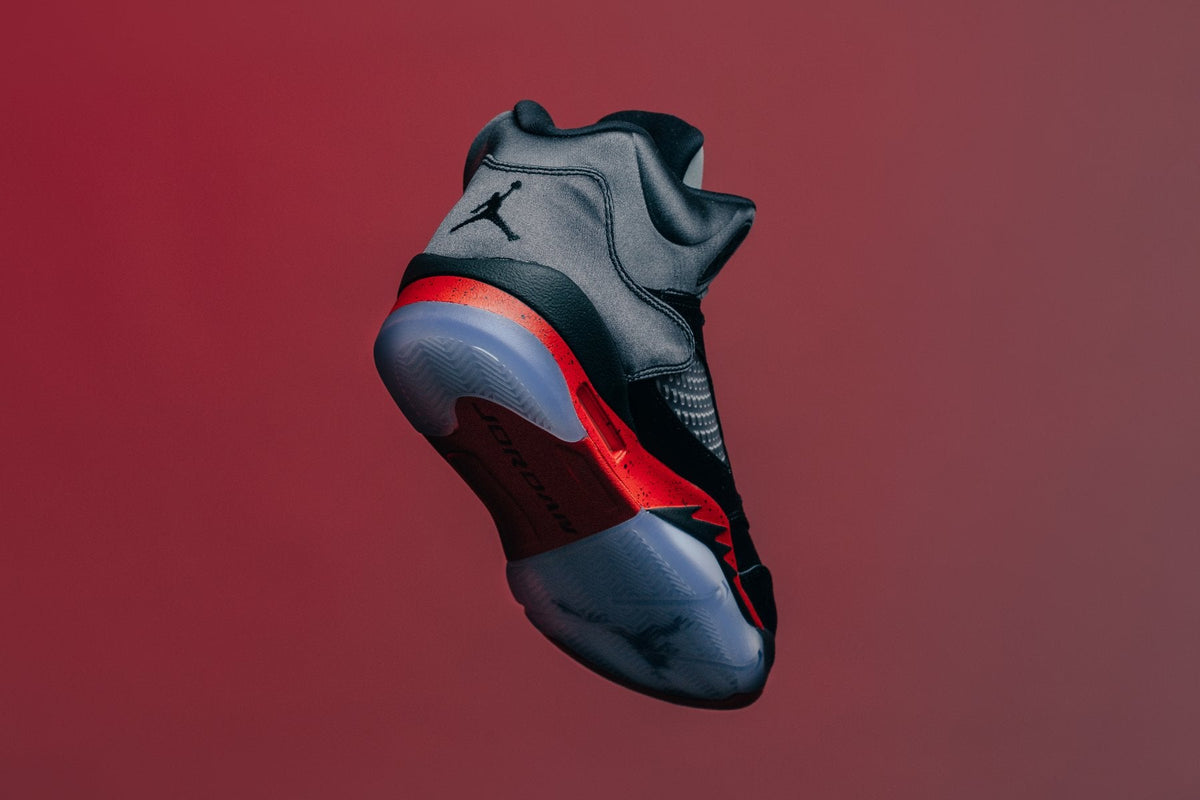 Air Jordan 5 Retro (GS) - Black/University Red