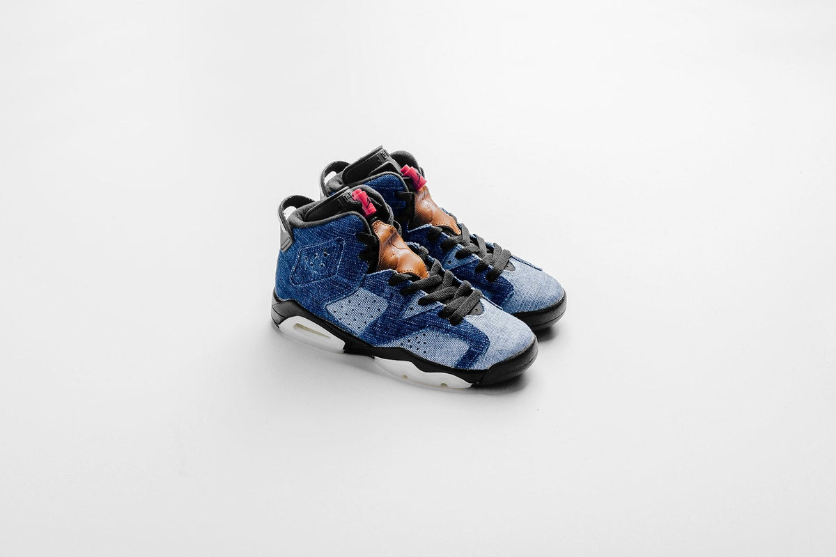 featuredrelease -preordertop- -preorder2-