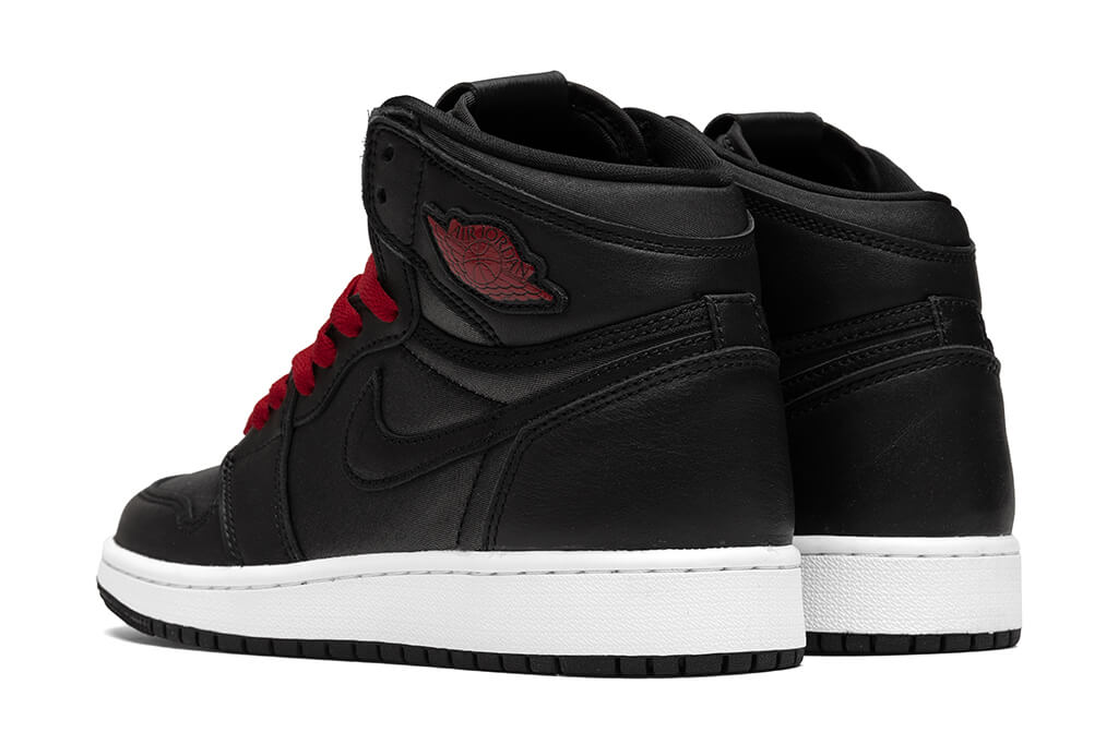 Air Jordan 1 Retro High OG (GS) “Black Satin” - Metallic Silver/Gym Red/White