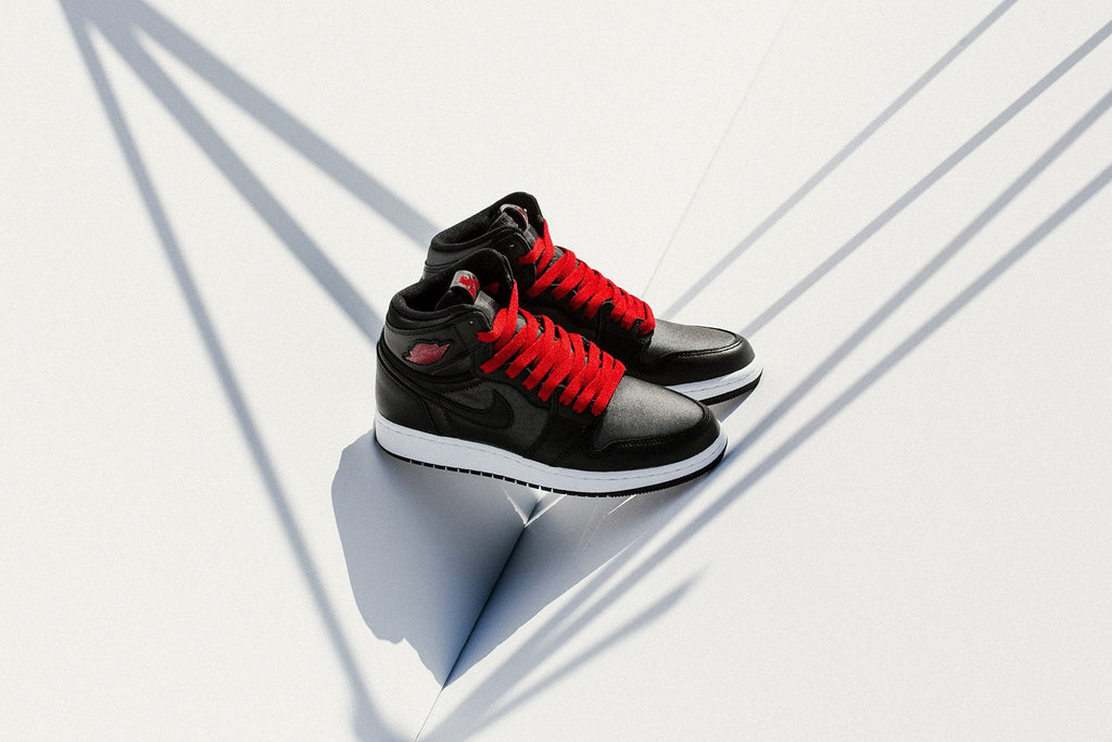 Air Jordan 1 Retro High OG (GS) “Black Satin” - Metallic Silver/Gym Red/White