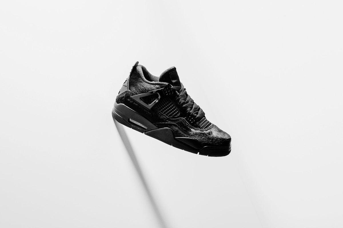 Women's Retro 4 - Black