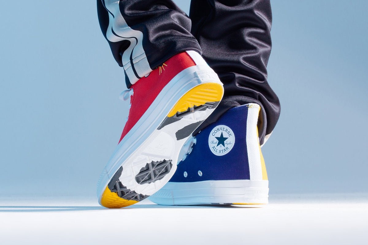 Chuck 70 Hi - Blue/Yellow/Red