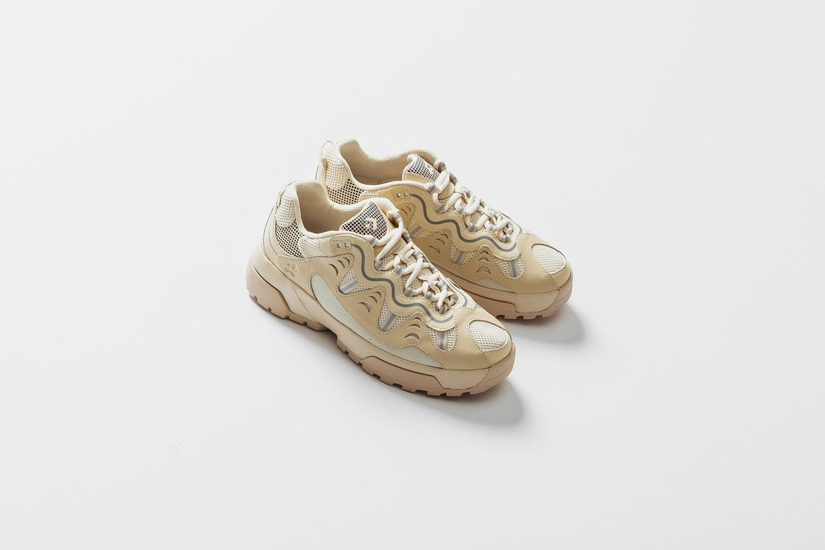 featuredrelease -preordertop- -preorder2-