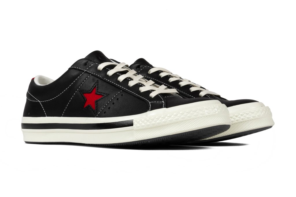 One Star - Black
