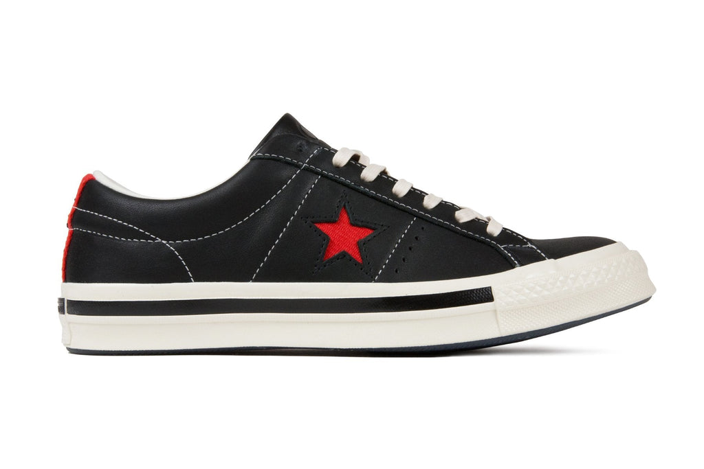 One Star - Black