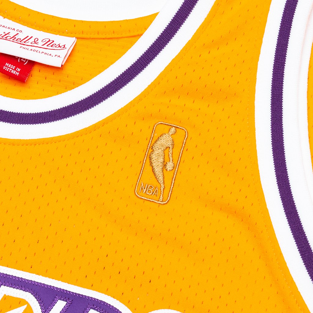 NBA Authentic Jersey Los Angeles Lakers Home 1996-97 Kobe Bryant - Yellow