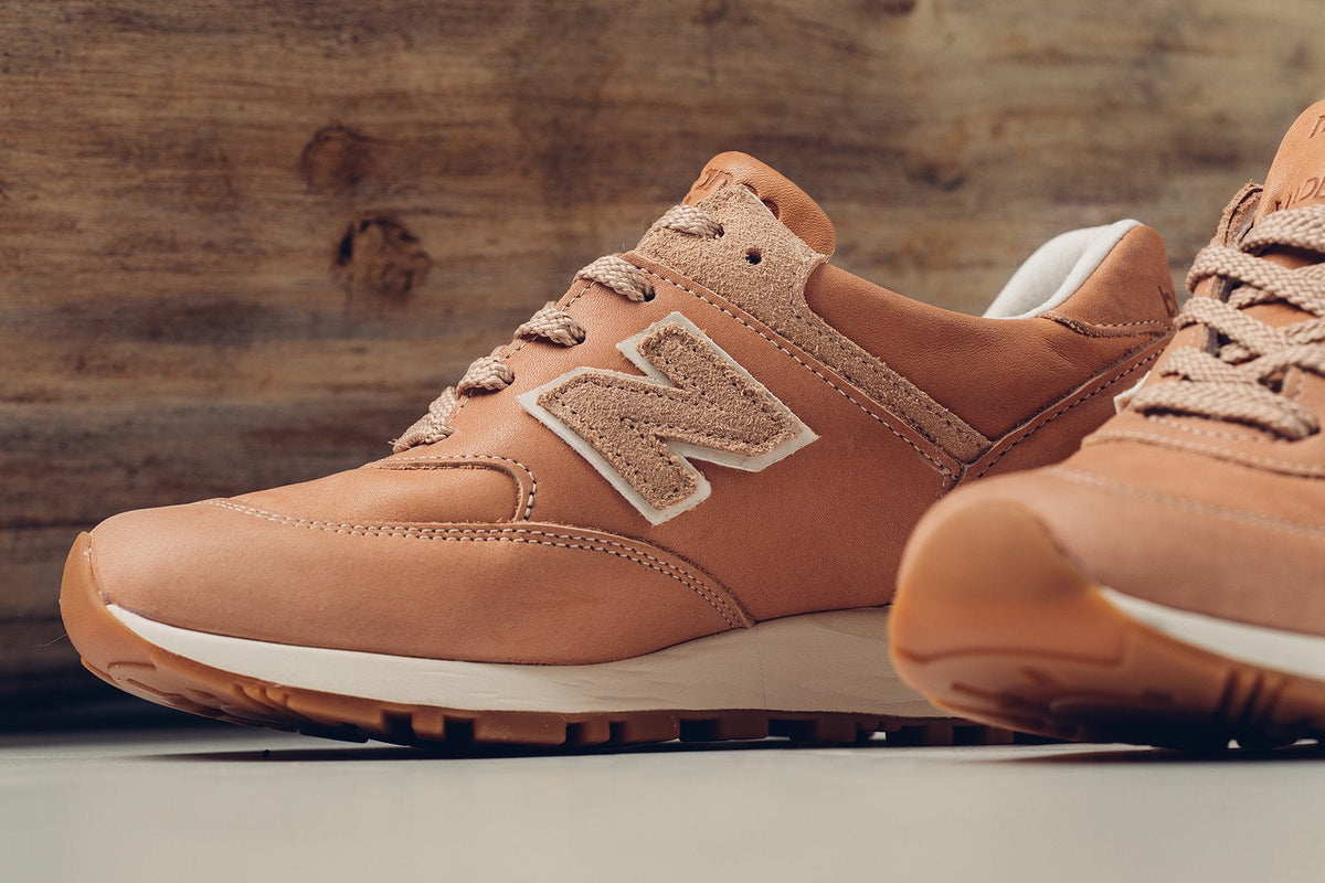 Women's 576 - Tan