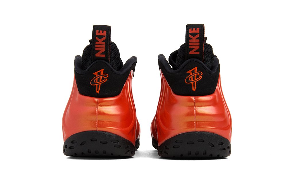 Nike Air Foamposite One - Habanero Red/Black