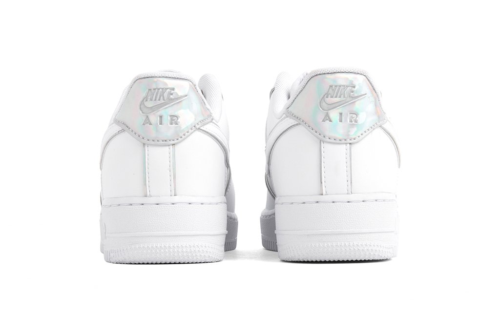 Nike Air Force 1 '07 LV8 4 - White/White-White