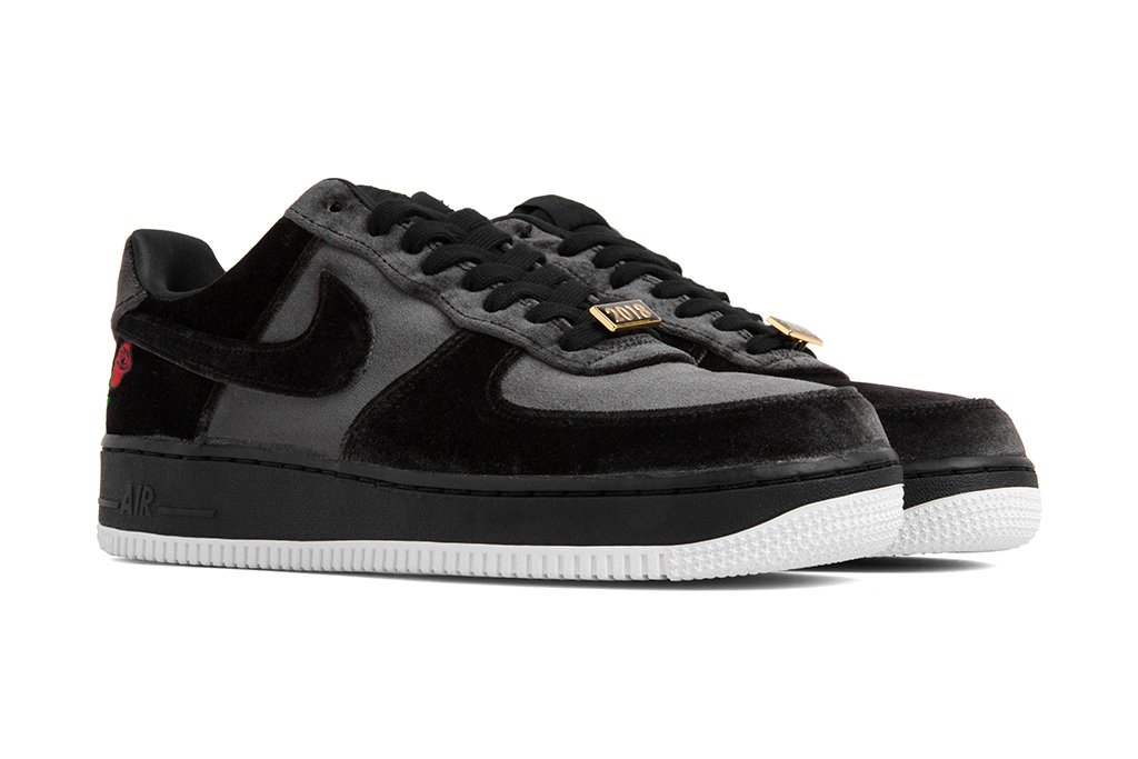Nike Air Force 1 '07 QS - Black/Black/White