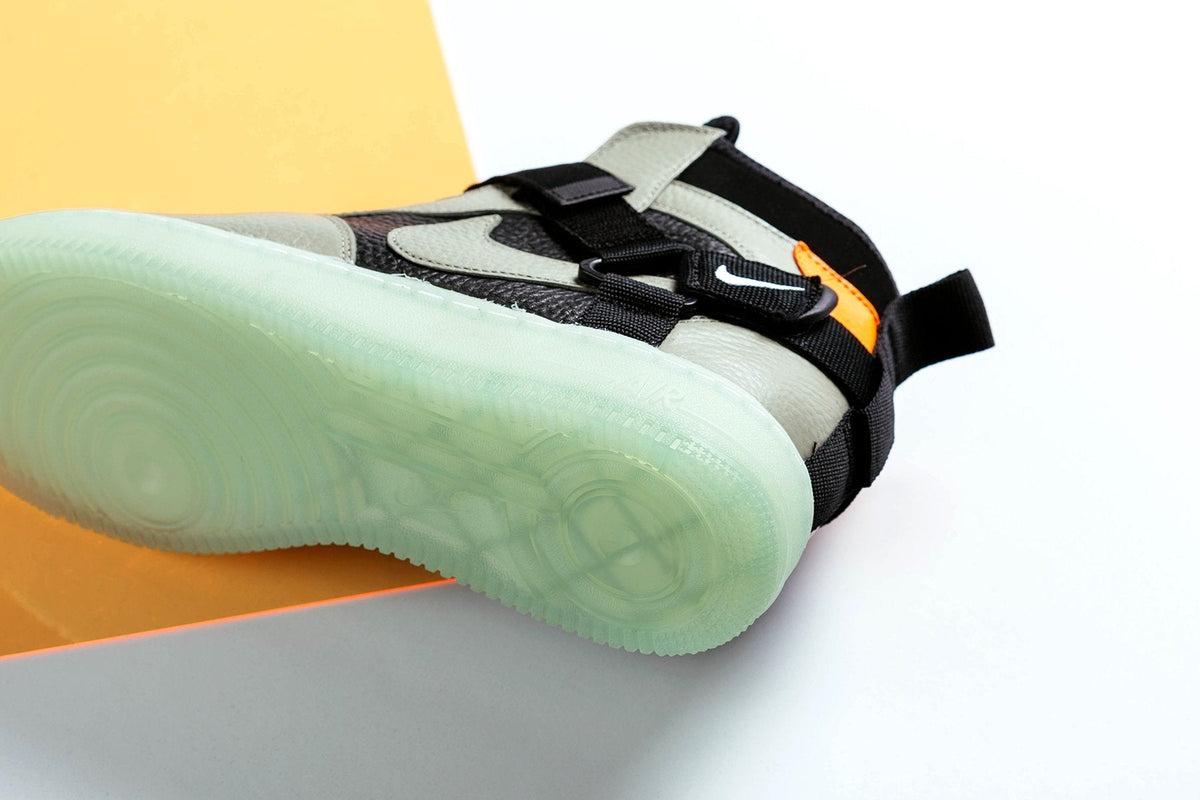 Air Force 1 Utility Mid - Spruce Fog/Black