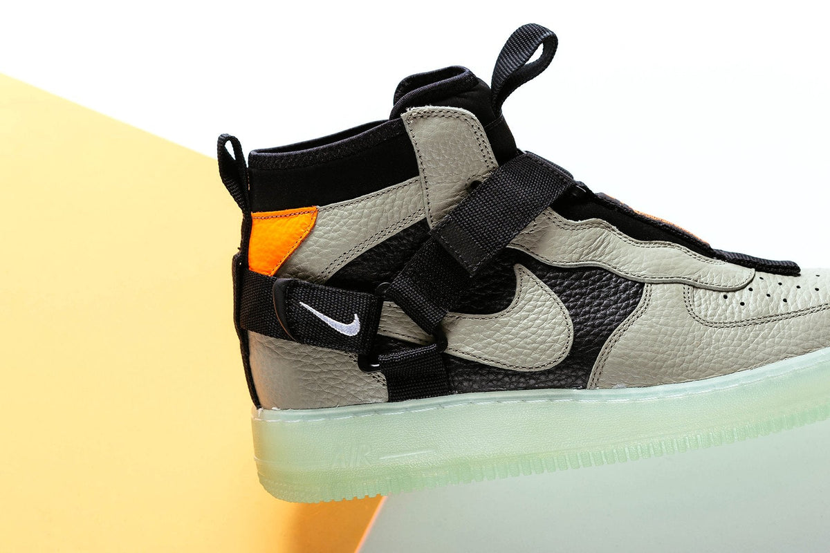Air Force 1 Utility Mid - Spruce Fog/Black