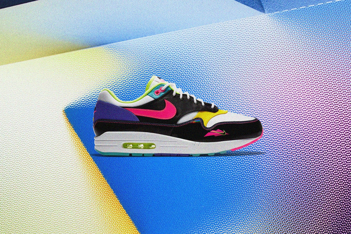 Air Max 1 - Black/Hyper Pink