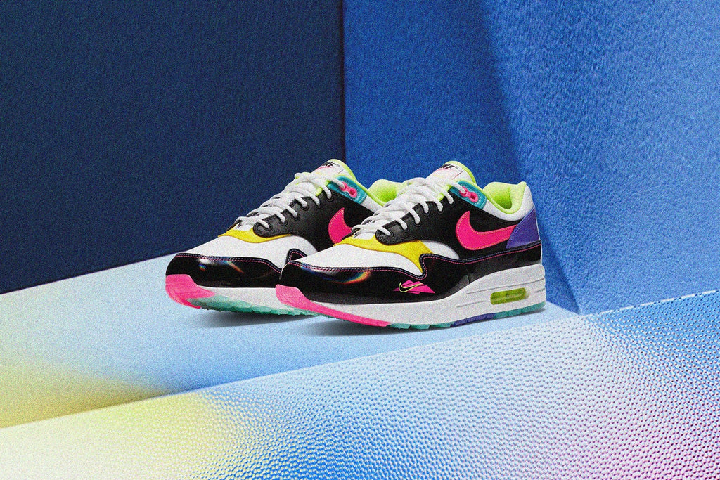 Air Max 1 - Black/Hyper Pink