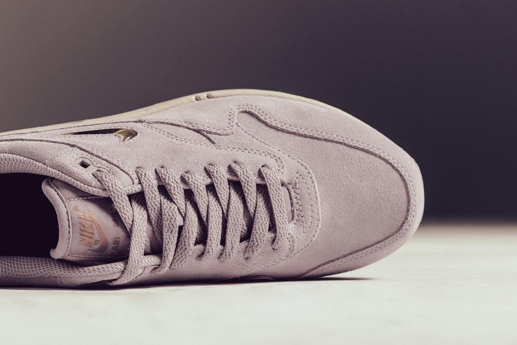 Air Max 1 'Jewel' Premium - Particle Rose/Metallic Gold/Desert Sand