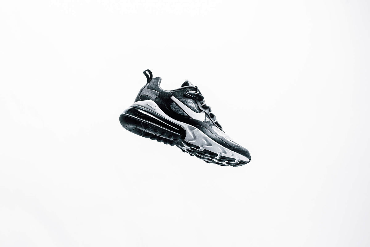 Air Max 270 React - Black/Vast Grey/Off Noir
